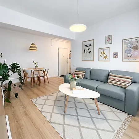 The Cozy Flat - Modern, New, 2 Rooms Apartment, Parking Bucarest Extérieur photo